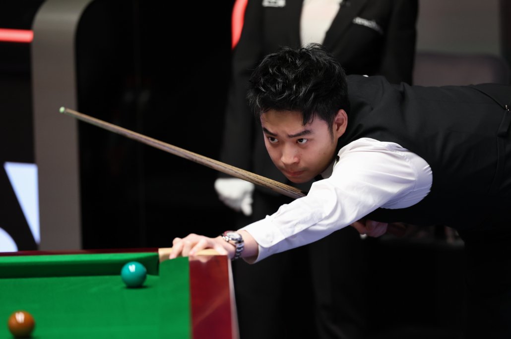 她的表现以 她的表现以