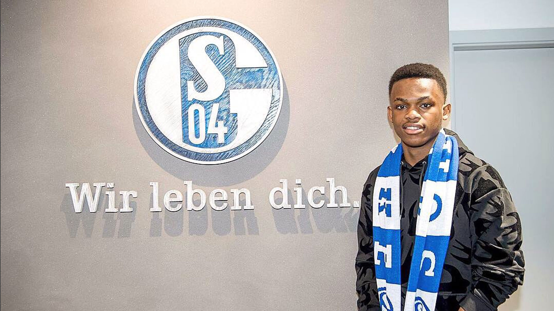 乓球队的中 乓球队的中